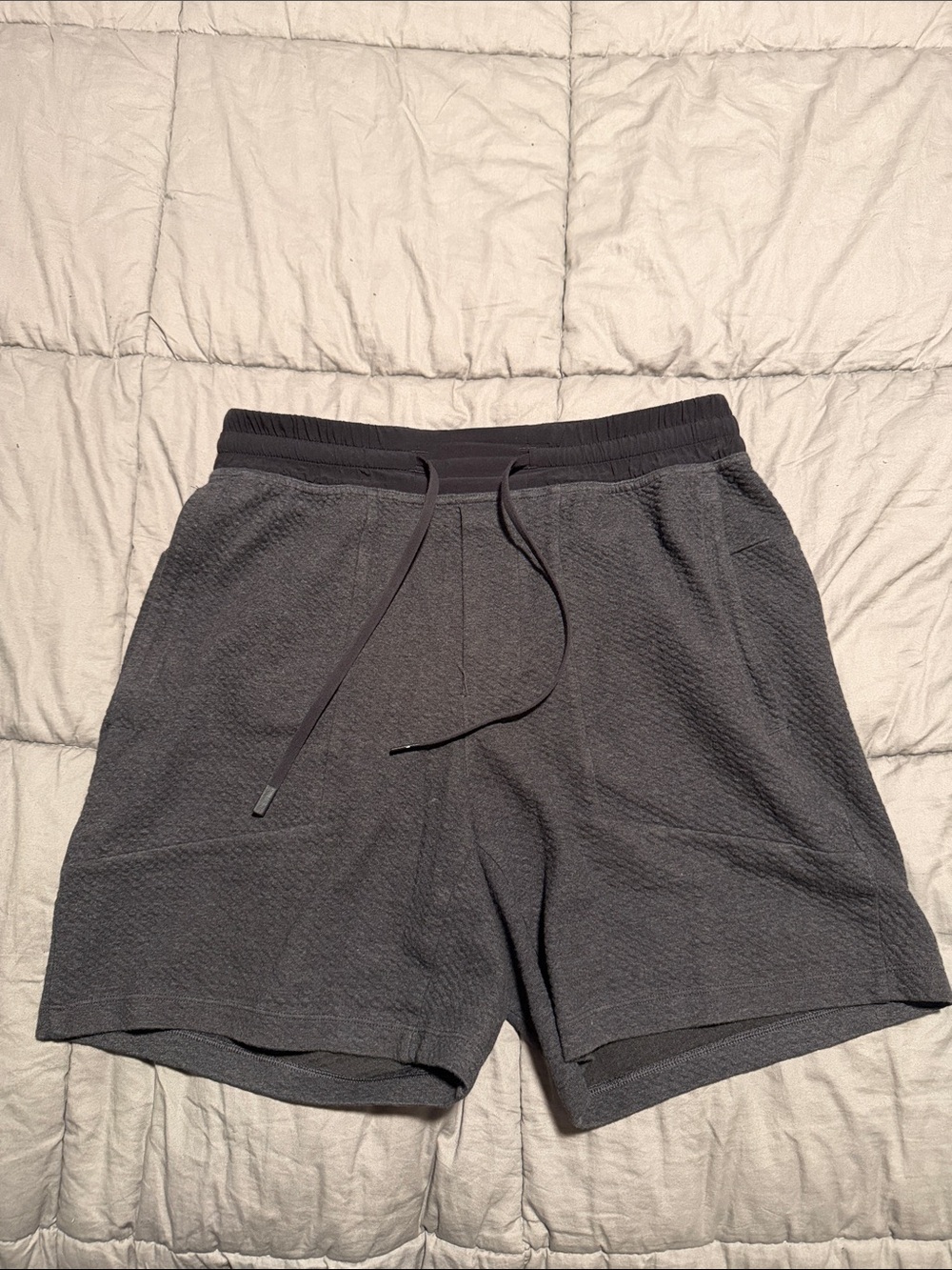 lululemon athletica Men's Dark Gray Athletic Drawstring Shorts